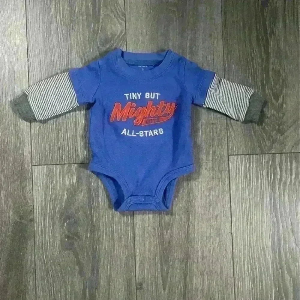 Carter’s 3 Piece Boys Onsie Bundle Size 3 months